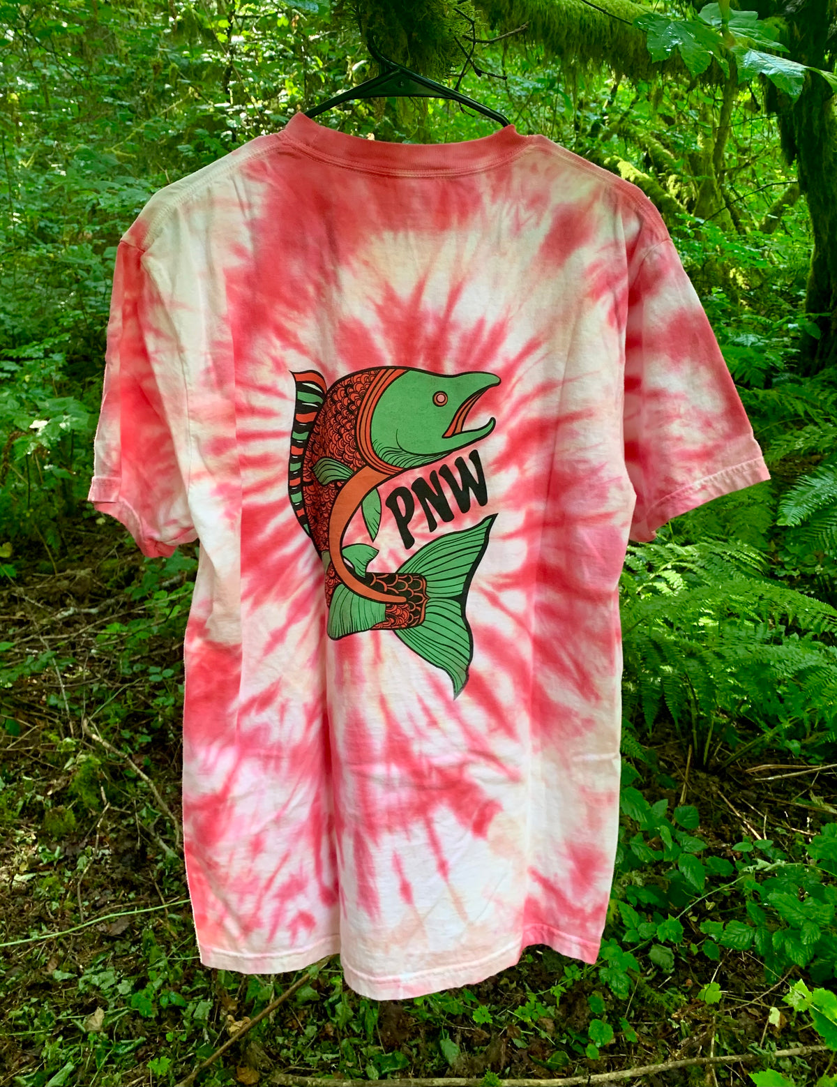 Pink/red & White Tie Dye Salmon T-shirt - LARGE